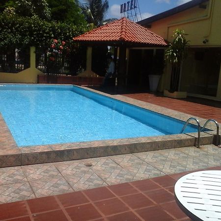 Hotel Paris Campo Grande  Zewnętrze zdjęcie