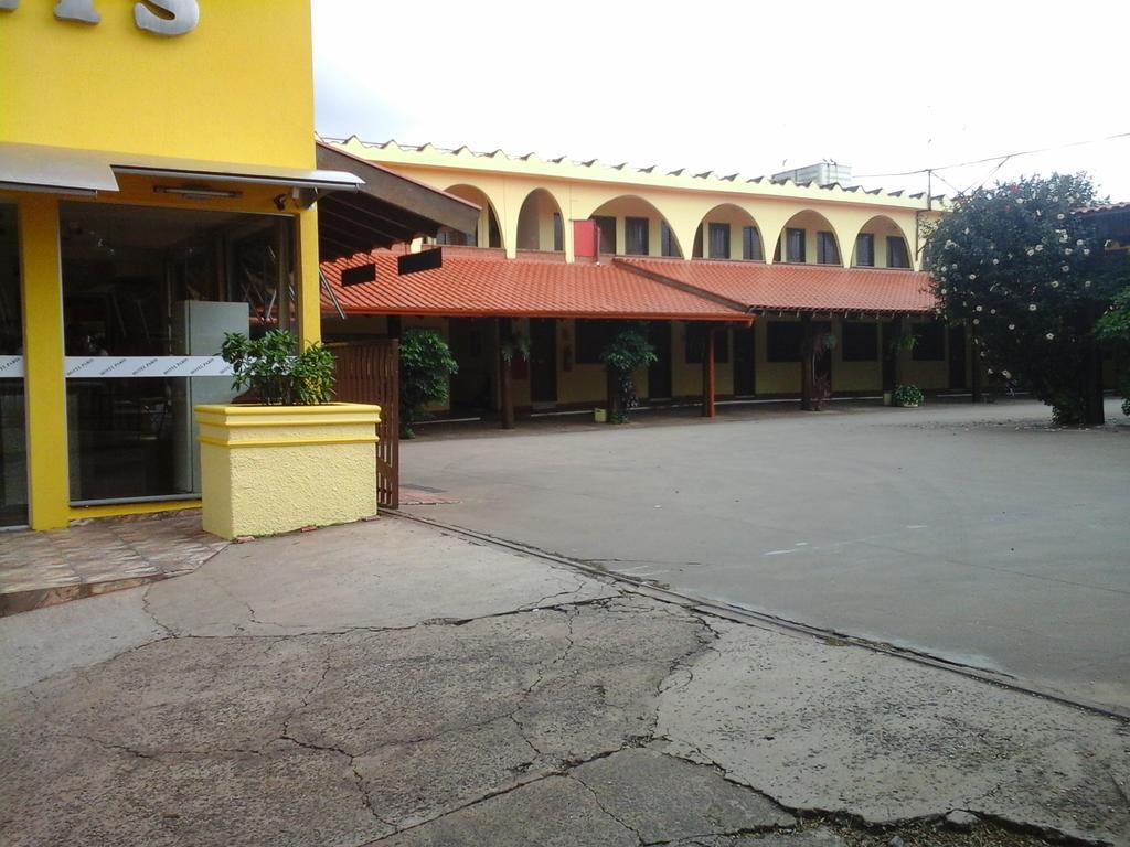 Hotel Paris Campo Grande  Zewnętrze zdjęcie
